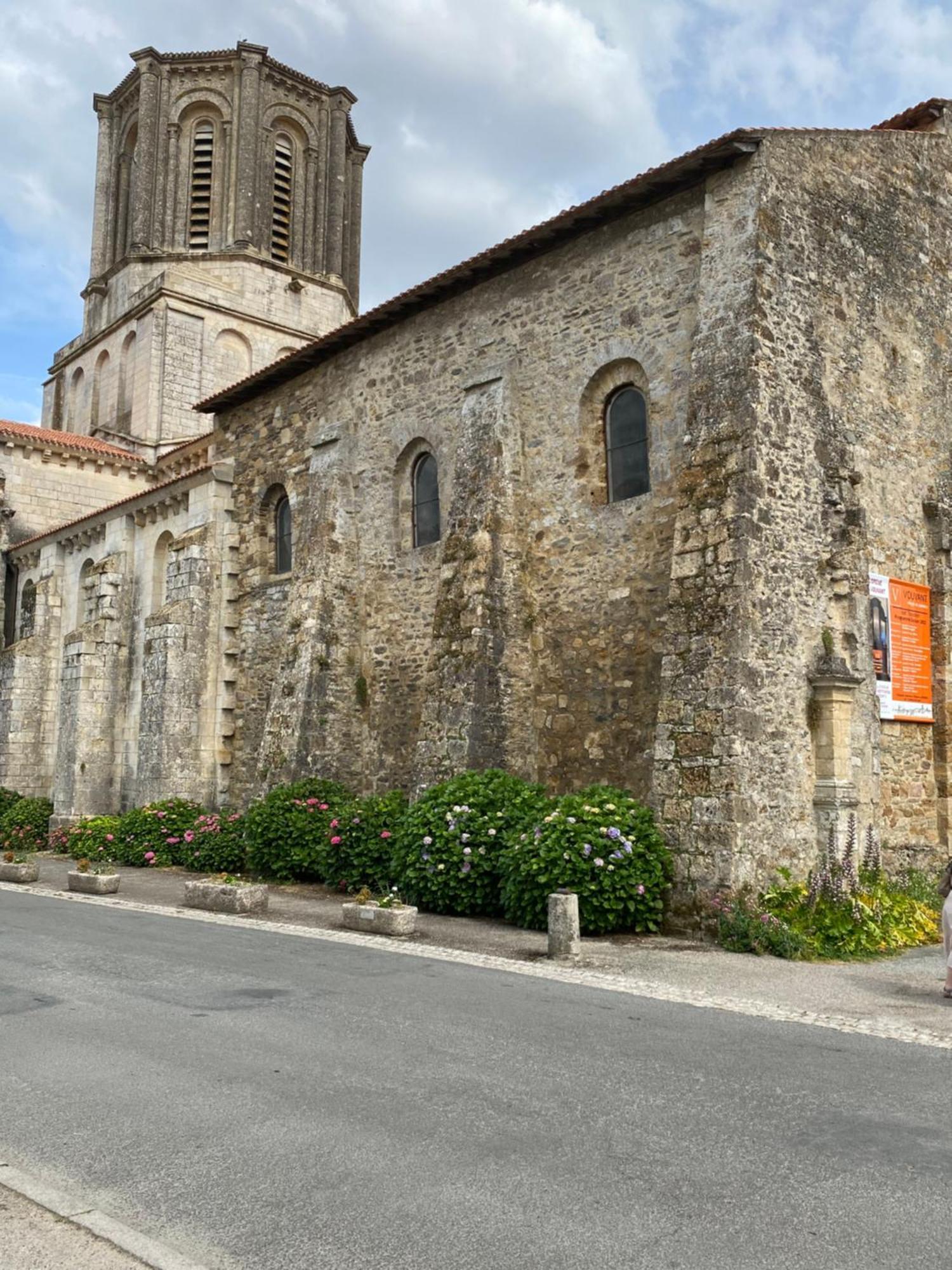 Medieval Magic Vouvant Exteriör bild